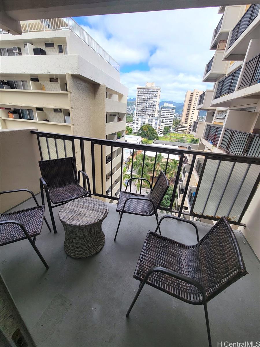 2465 Kuhio At Waikiki Condominium